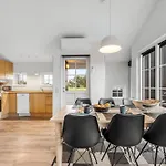 Lovely House - 1006